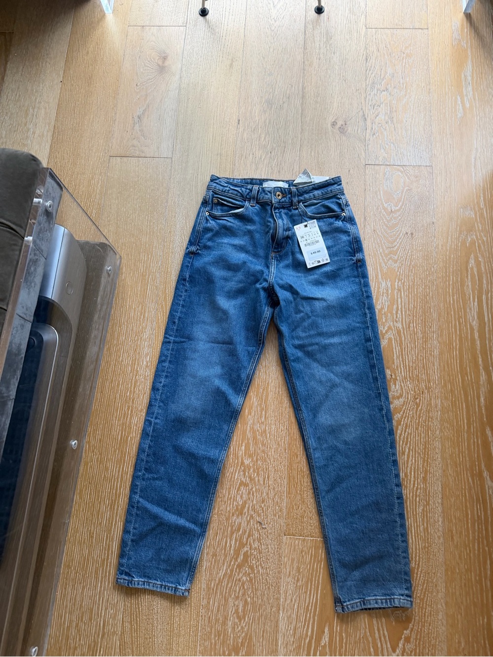 Zara Classic Dark Blue Cropped Straight Jeans
